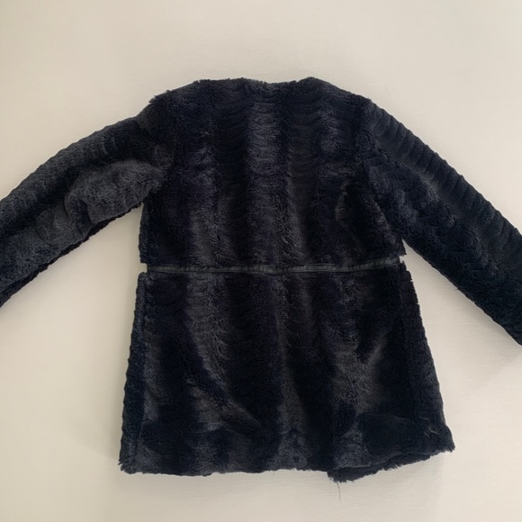 Girls billieblush faux fur jacket [size 4] - Picture 2 of 7